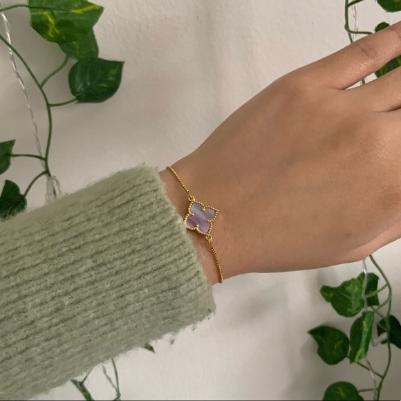 Adornia Jewelry - ADORNIA Four Point Mother of Pearl Flower Bolo Bracelet